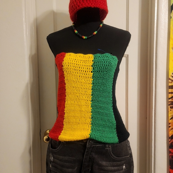 Women's top and hat combo - Picture 9 of 13